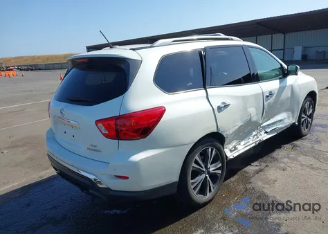 2018 Nissan Pathfinder Platinum из США, поврежденный, VIN 5N1DR2MM5JC609208